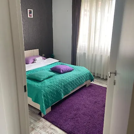 Mala Oaza Apartment Cacak Exterior photo
