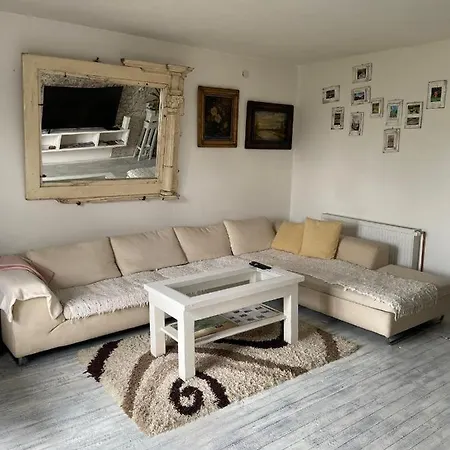 Mala Oaza Apartment Cacak Exterior photo